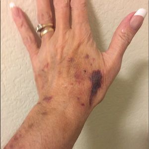 Westmore beauty 7 oz body coverup